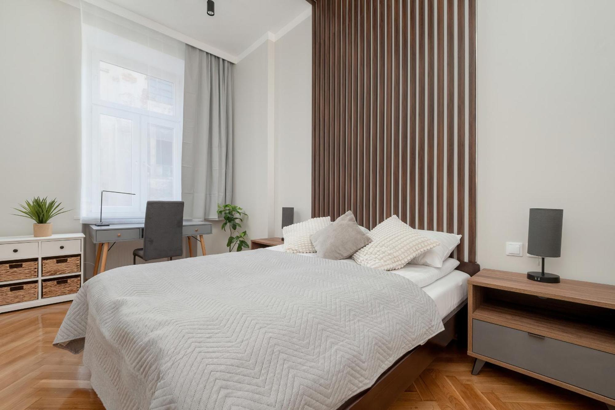 Apartment Modern In The Centre Od By Renters *
